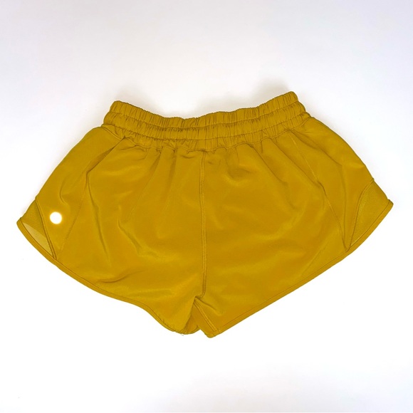 💛🍯Lululemon Hotty Hot Shorts 2.5”🍯💛 - Picture 7 of 12